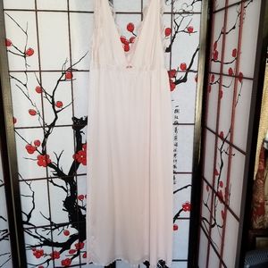 Vintage Pink Med "Undercover Wear" Nylon Nightgown
